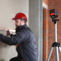 Křížový laser ADA Cube na stativu