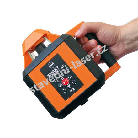 Díky madlu se laser Smart Level HV snadno přenáší